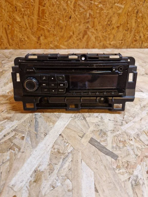 Radio/CD/DVD/GPS head unit 98049164ZD