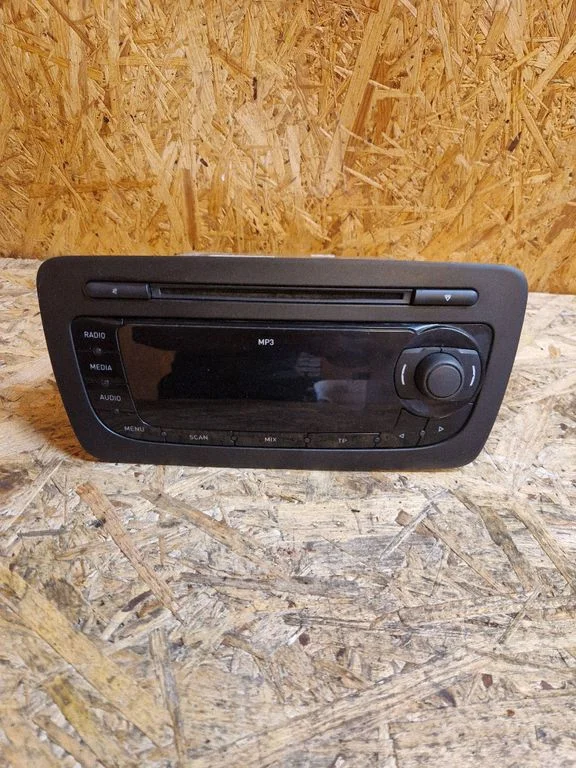 Radio/CD/DVD/GPS head unit W06J1035153G