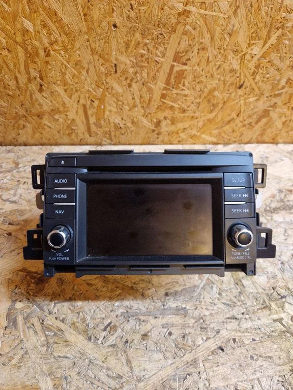 Radio, odtwarzacz CD/DVD, nawigacja KR8566DV0A