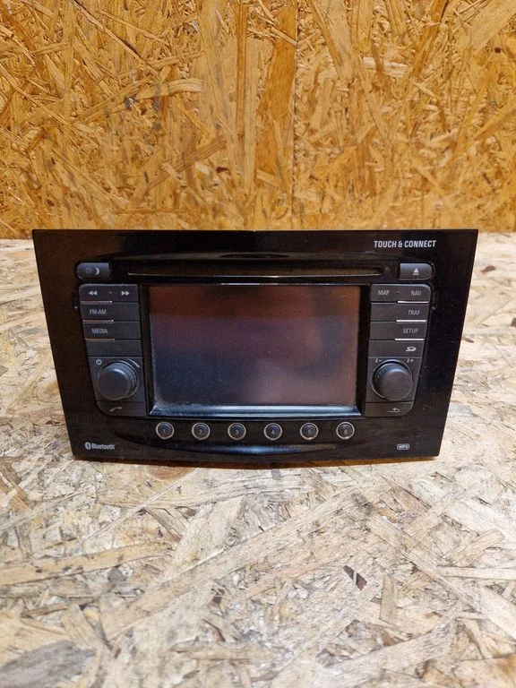 Radio, odtwarzacz CD/DVD, nawigacja – Opel Corsa D (2006-2014)