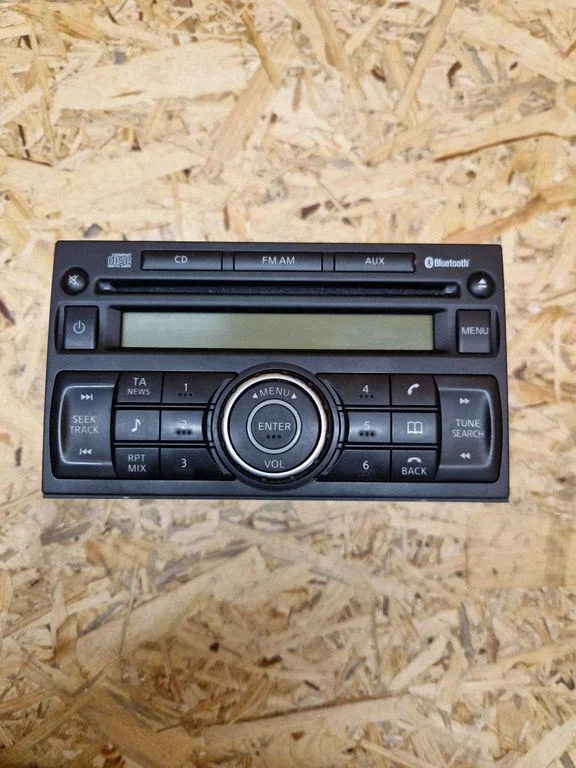 Radio, odtwarzacz CD/DVD, nawigacja 28185JD05A