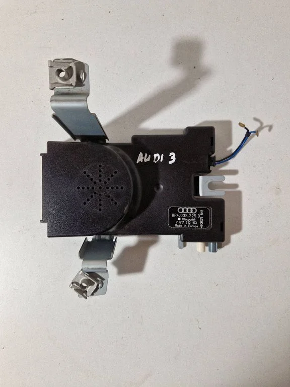 Wzmacniacz antenowy – Audi A3 S3 8P (2003-2012)
