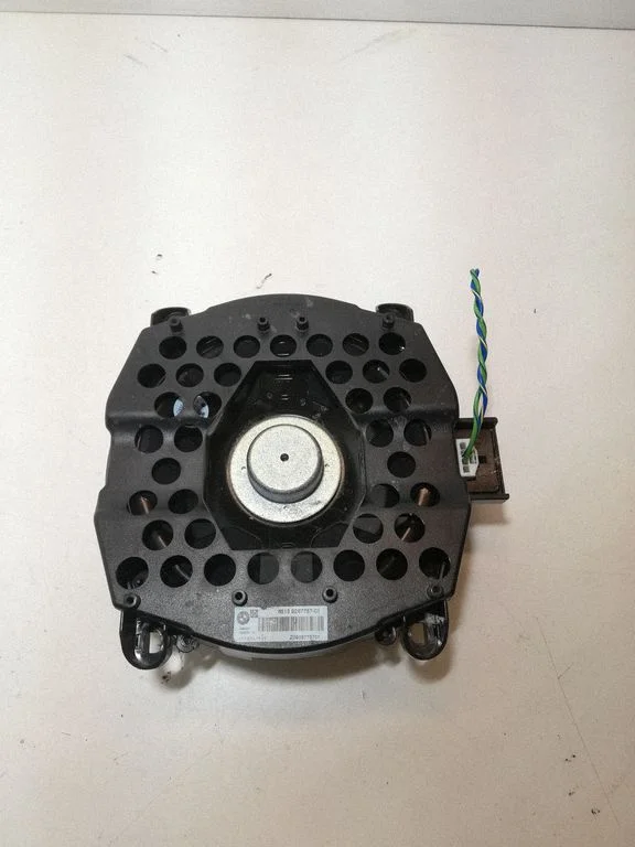 Subwoofer speaker 65139287757
