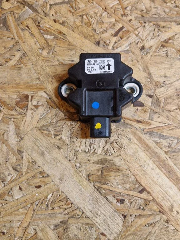 ESP acceleration yaw rate sensor 956902B100