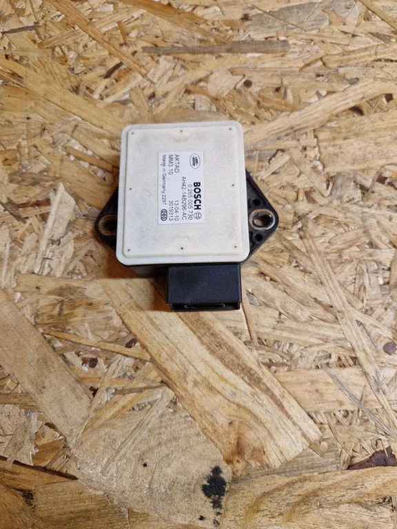 ESP acceleration yaw rate sensor – Land Rover Range Rover Sport L320 (2005-2013)