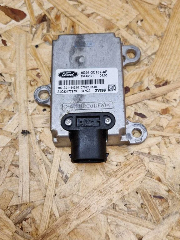 ESP acceleration yaw rate sensor – Ford S-MAX (2006-2015)