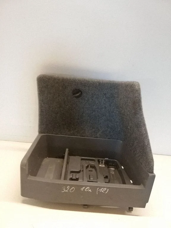Tool box – BMW 3 Series E90 E91 (2005-2012)