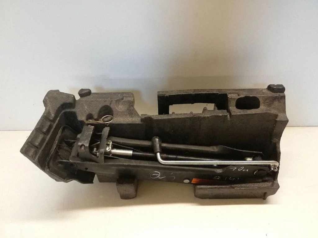 Tool box – Audi Q5 SQ5 8R (2008-2017)