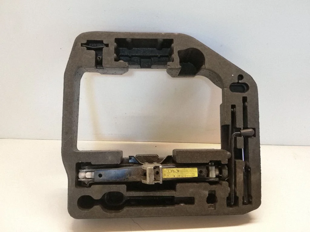Tool box – Audi A4 Allroad B8 (2008-2016)