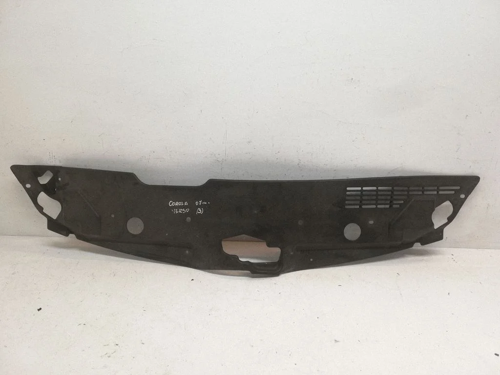 Radiaatori iluliist – Toyota Corolla Verso AR10 (2004-2009)