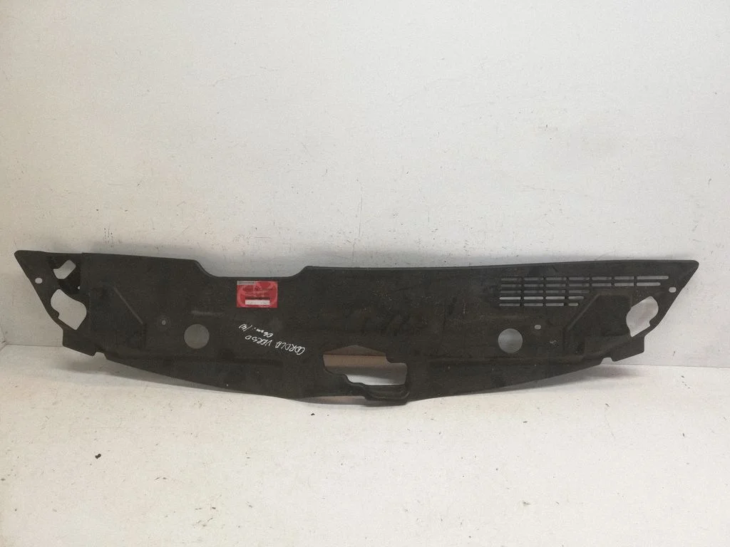 Radiaatori iluliist – Toyota Corolla Verso AR10 (2004-2009)