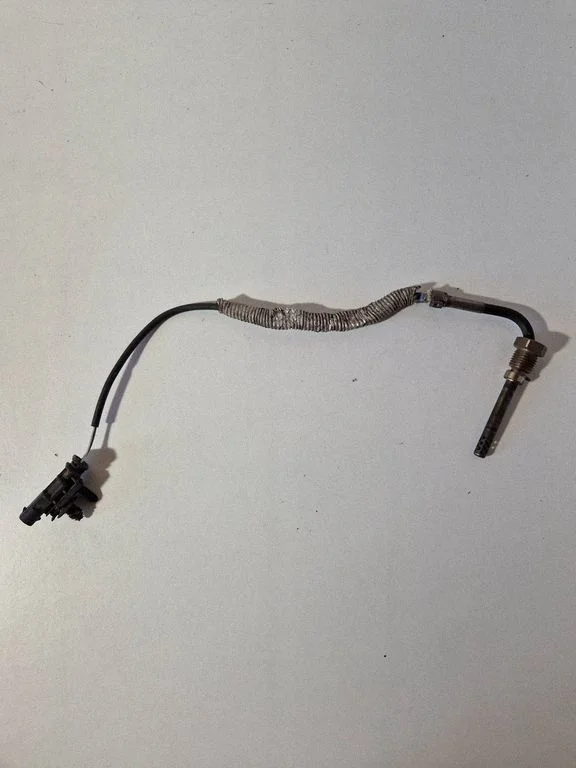 Czujnik temperatury spalin 31319842