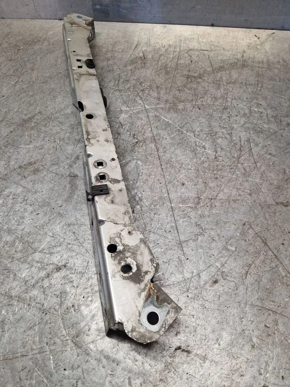 Top upper radiator support slam panel – Opel Insignia A (2008-2017)