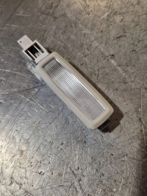 Other interior light – Volkswagen Passat B7 USA (2012-2019)
