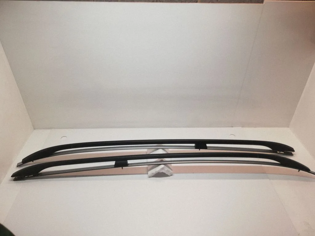 Roof bar rail