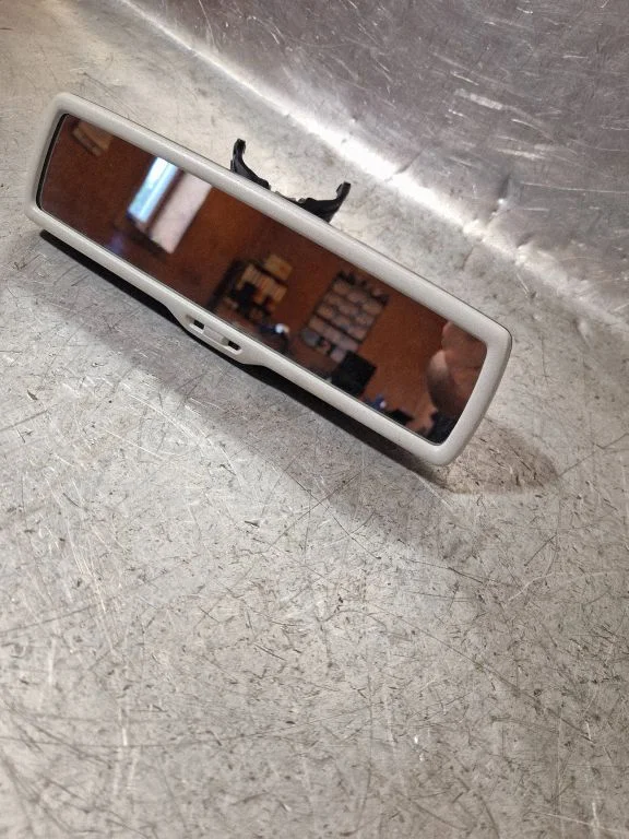 Rear view mirror (interior) – Skoda Superb B6 (3T) (2008-2015)