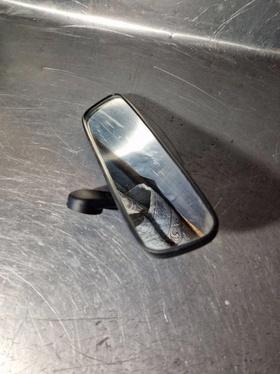 Rear view mirror (interior) – Subaru Outback (BS) (2015-2019)