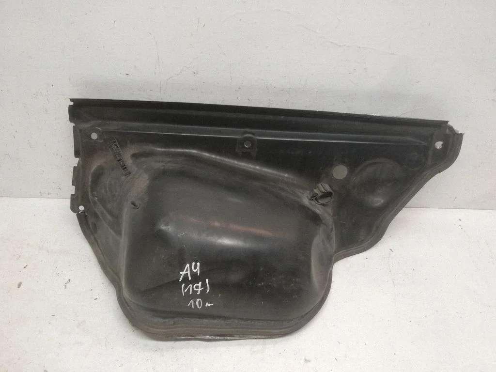 Mootori soojusisolatsioon (kuumakaitse) – Audi A4 Allroad B8 (2008-2016)