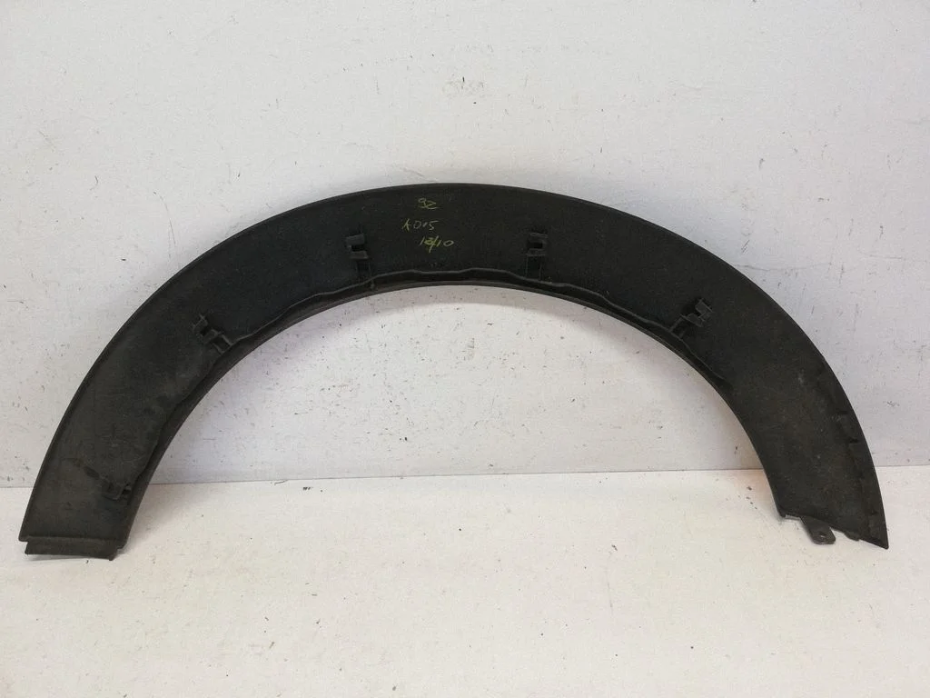 Moldings uz aizmugurējā spārna – Mini One - Cooper Coupe R56 (2005-2014)