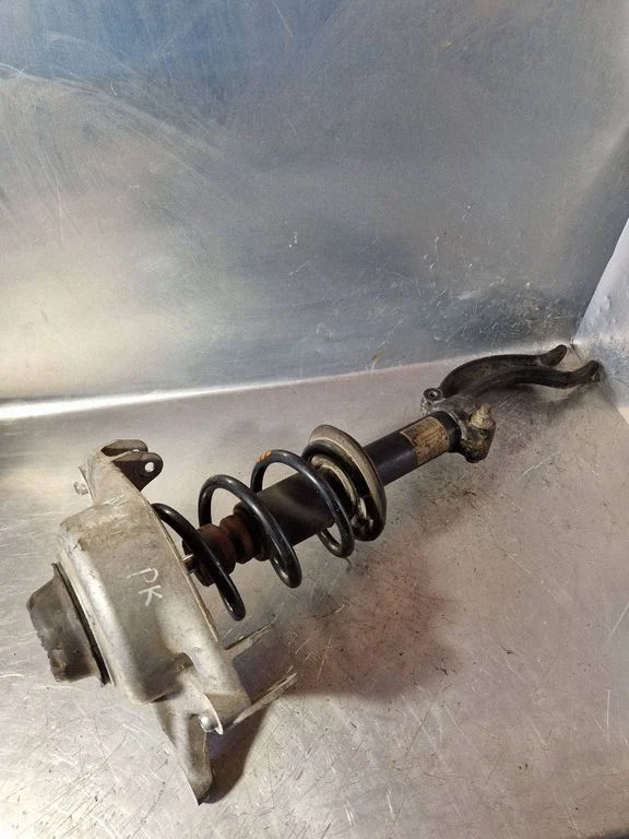 Front shock absorber with coil spring – Audi A4 Allroad B8 (2008-2016)