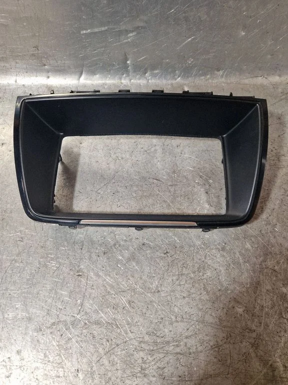 Panel trim GHR155231