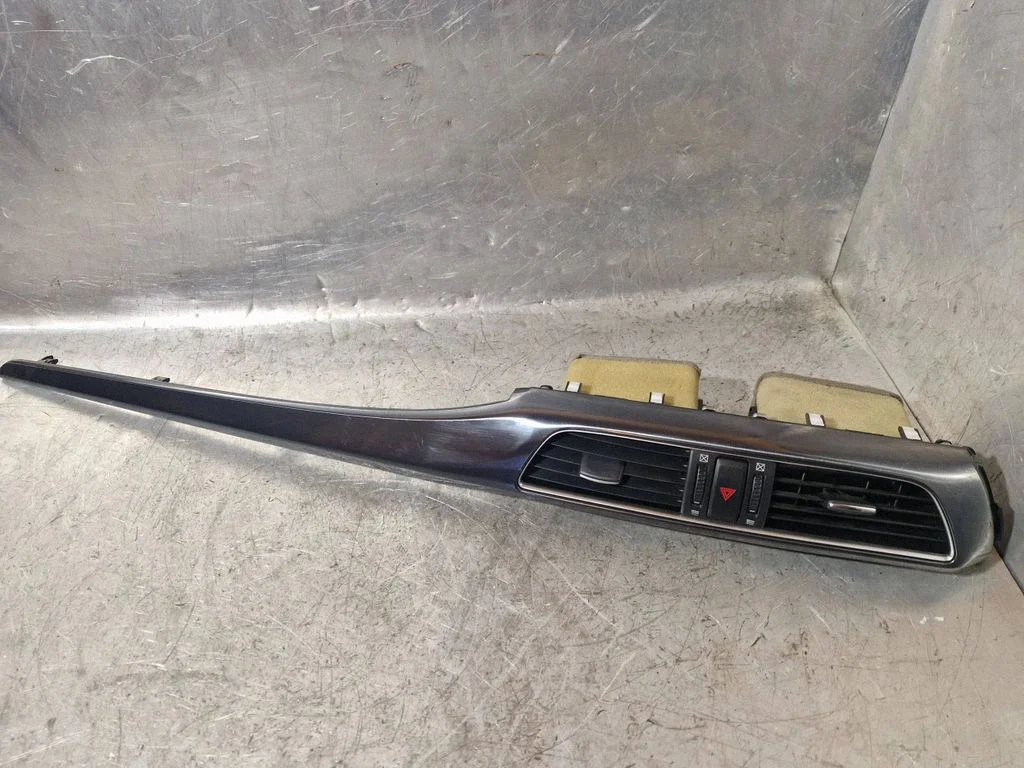 Panel trim GHP955256