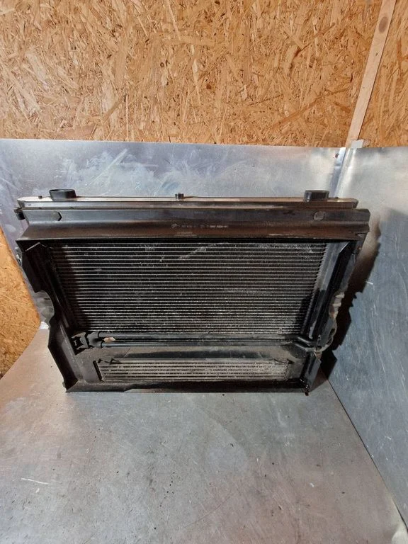 Radiator set 7787830