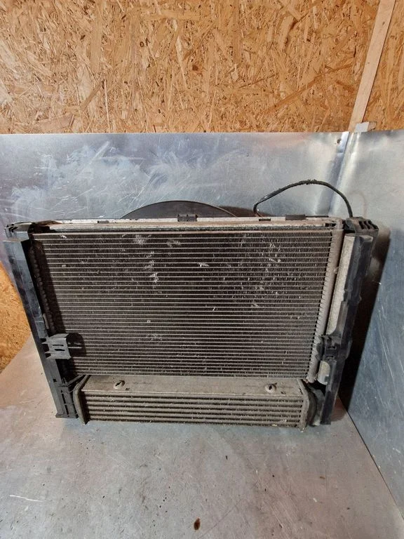 Radiatoru komplekts – BMW 1. sērija E82 E88 (2007-2014)