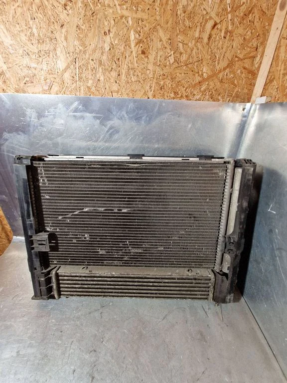 Radiatoru komplekts – BMW 1. sērija E82 E88 (2007-2014)