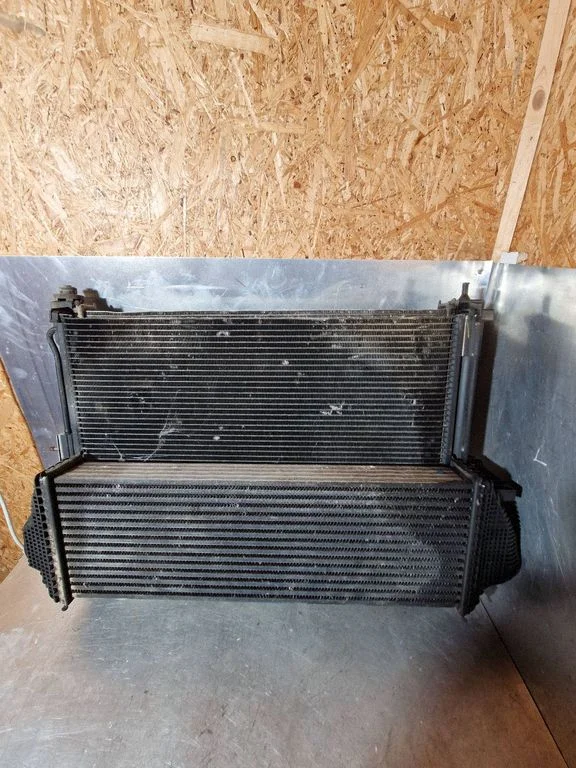 Radiatoru komplekts S68360085857