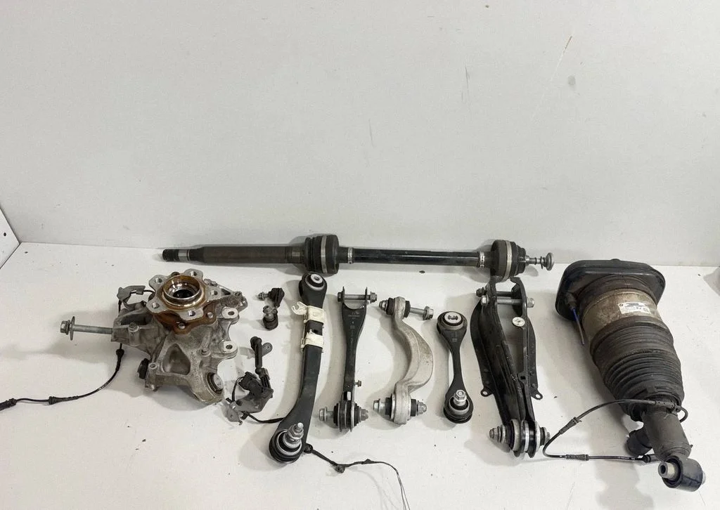 Rear suspension assembly kit set – BMW i4 (2021-)
