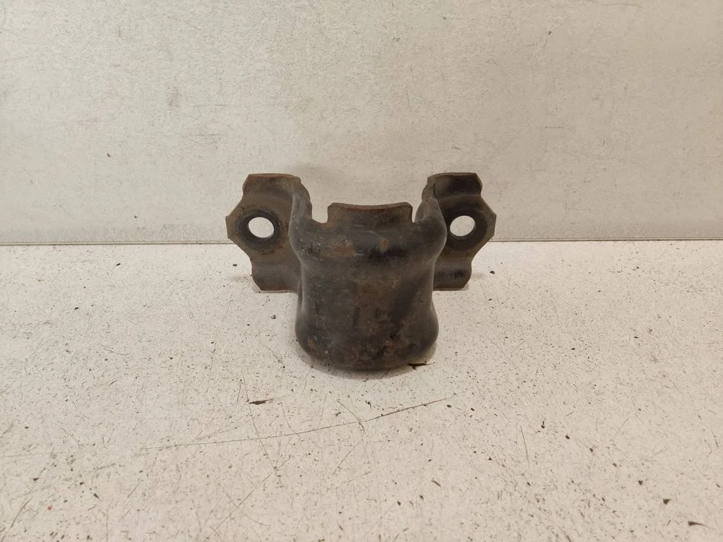Sway bar bush bracket, front – Lexus ES 300h (7th Gen) (2018-2025)