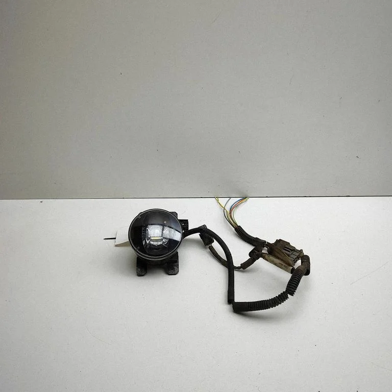 Front fog light 90092347