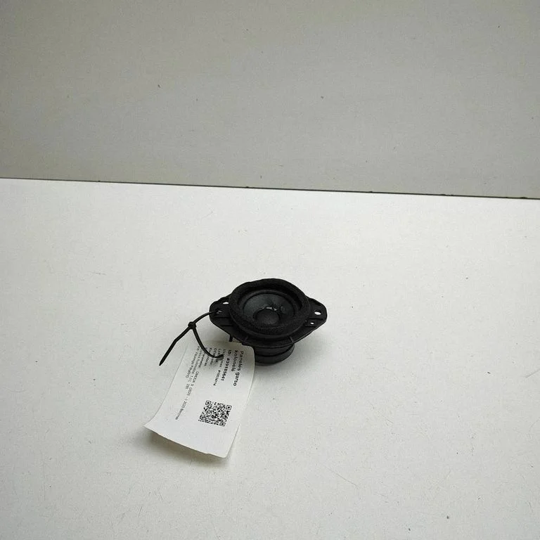 Głośnik w desce rozdzielczej 703000411AA – Omoda 7/C7 (2024-)