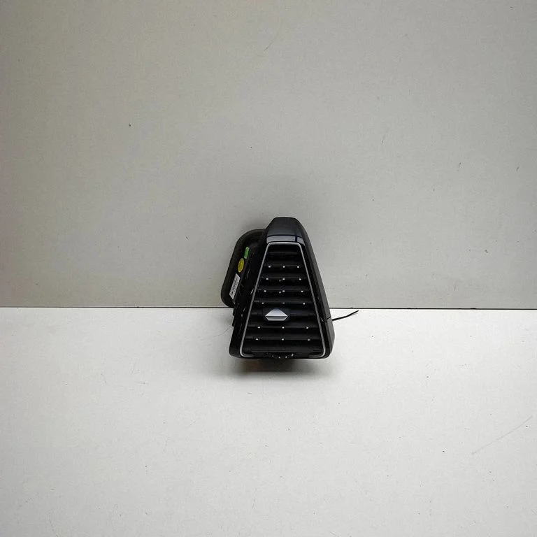Dashboard air vent grill cover trim 98161423DX