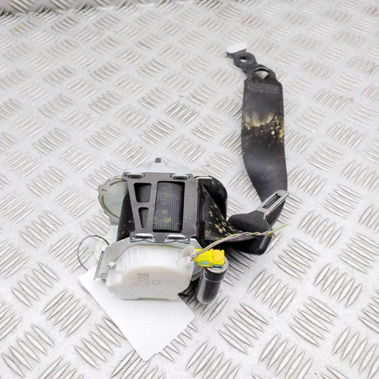 Rear seatbelt A2058600685