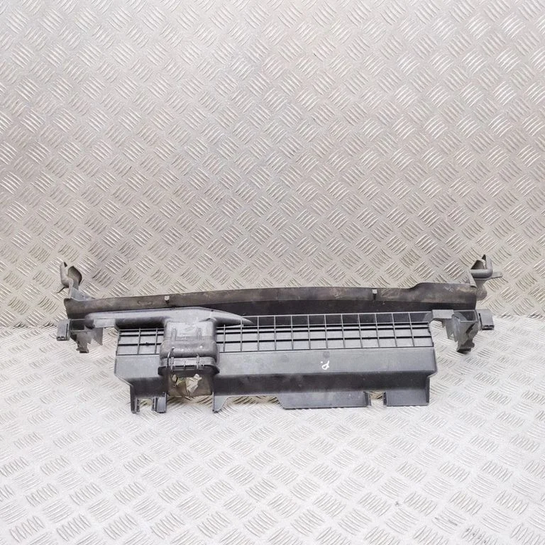 Intercooler air guide/duct channel A2055050530