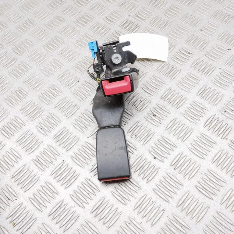 Middle seatbelt buckle (rear) A2058600469