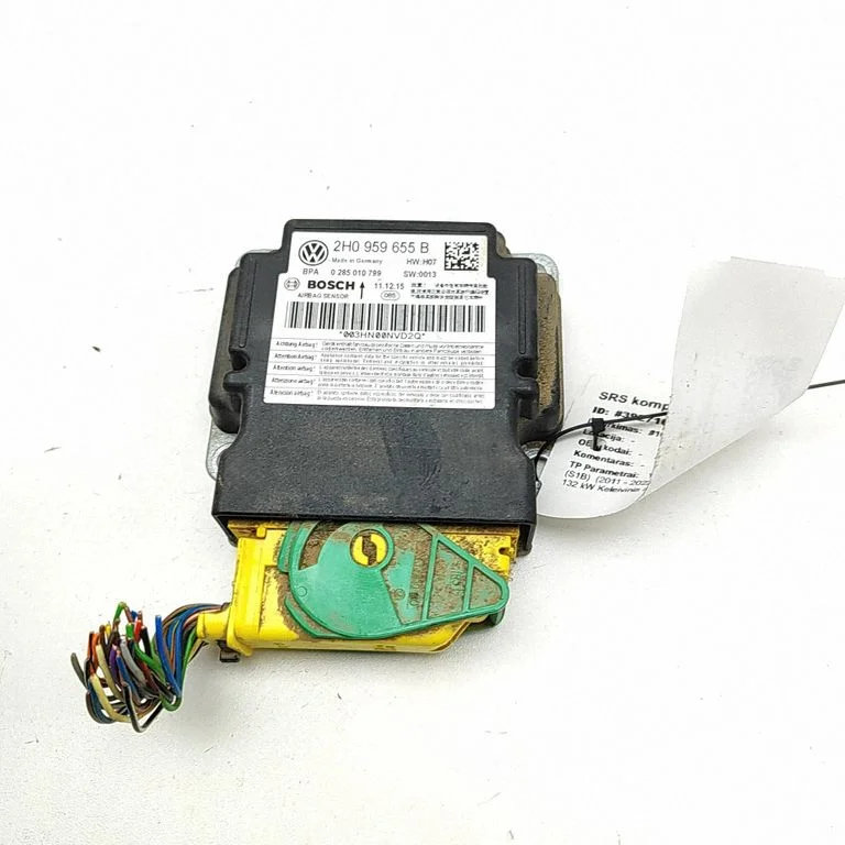 Airbag control unit/module – Volkswagen Amarok (2010-2020)
