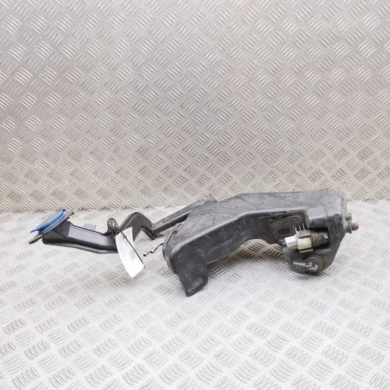 Windshield washer fluid reservoir/tank A2058600260
