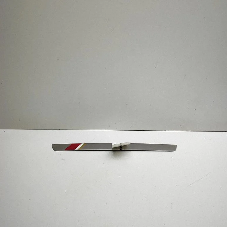 Front sill trim cover 98271956VV