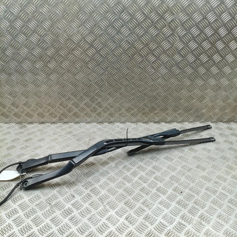 Windshield/front glass wiper blade – Volvo S90, V90 (2016-)