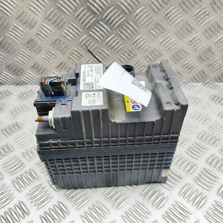 Hybrid / electric car battery – Audi Q5 SQ5 FY (2017-2025)