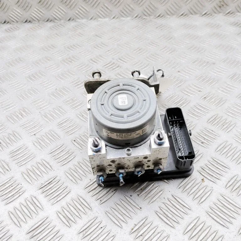 ABS bloks – Mercedes-Benz C klase W205 (2014-2021)