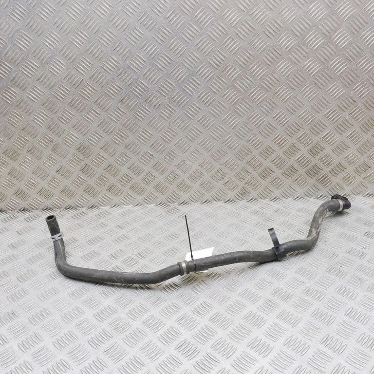Engine coolant pipe/hose – Mercedes-Benz C-Class W205 (2014-2021)