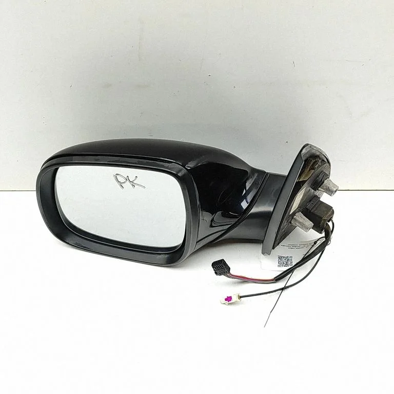 Front door electric wing mirror – Volkswagen Amarok (2010-2020)