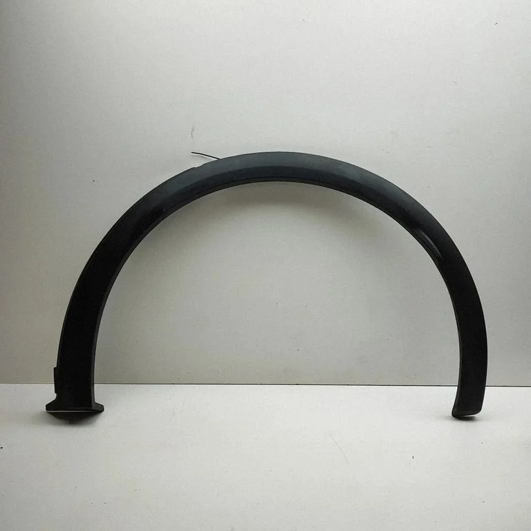 Rear arch trim 9817250277
