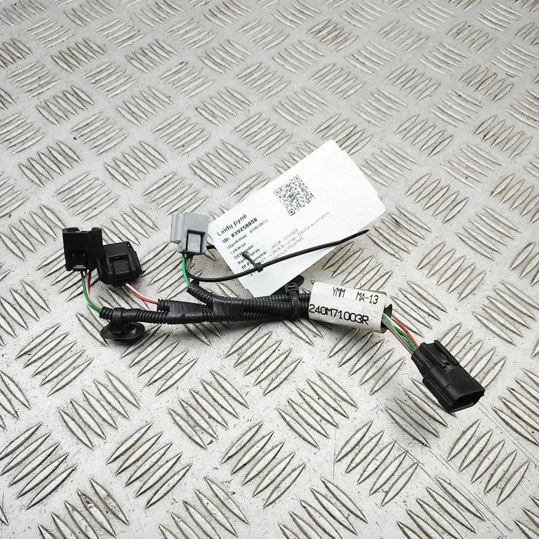 Muud juhtmed / juhtmestik 240M71003R