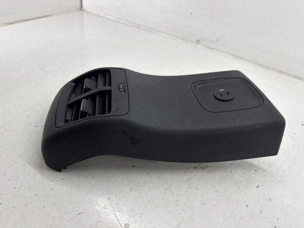 Rear air vent grill – Ford Escape IV (2020-)