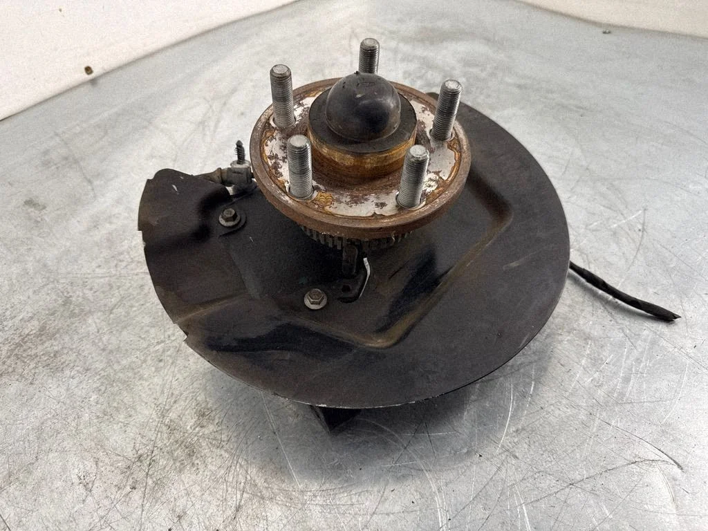 Front wheel hub FR3C3107A